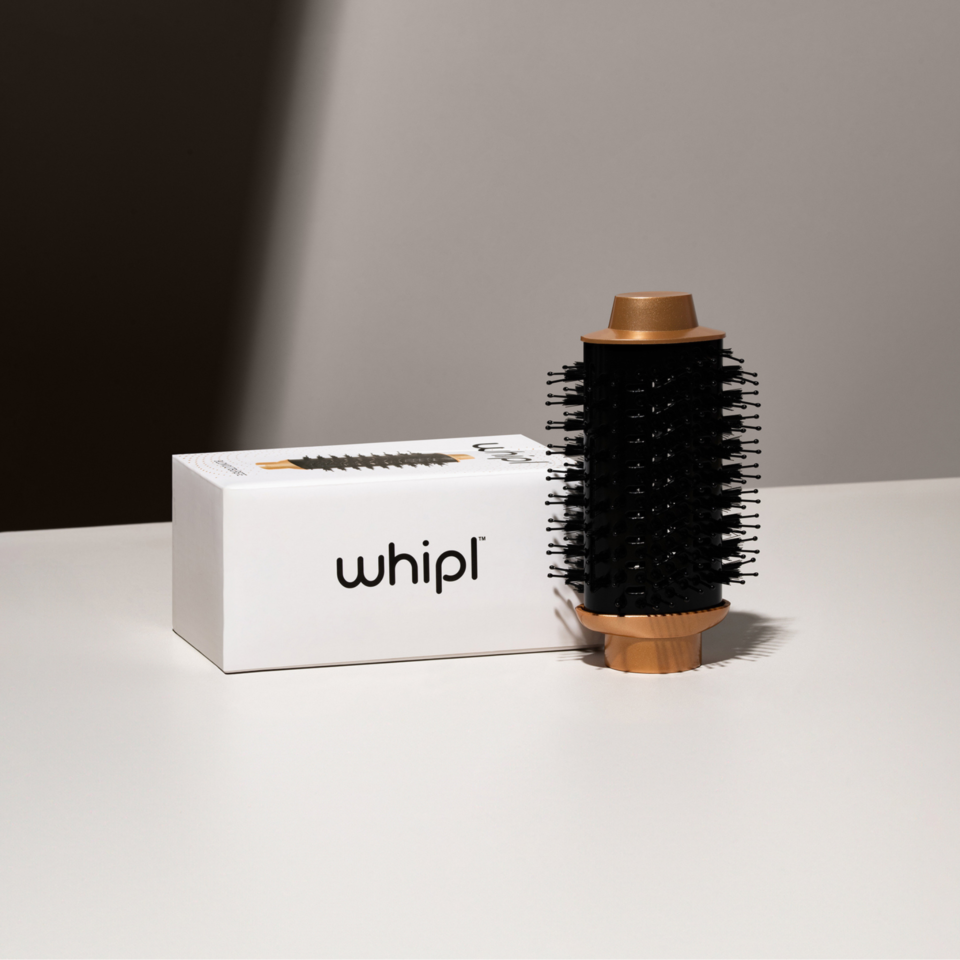 Whipl™ - Blowout Brush