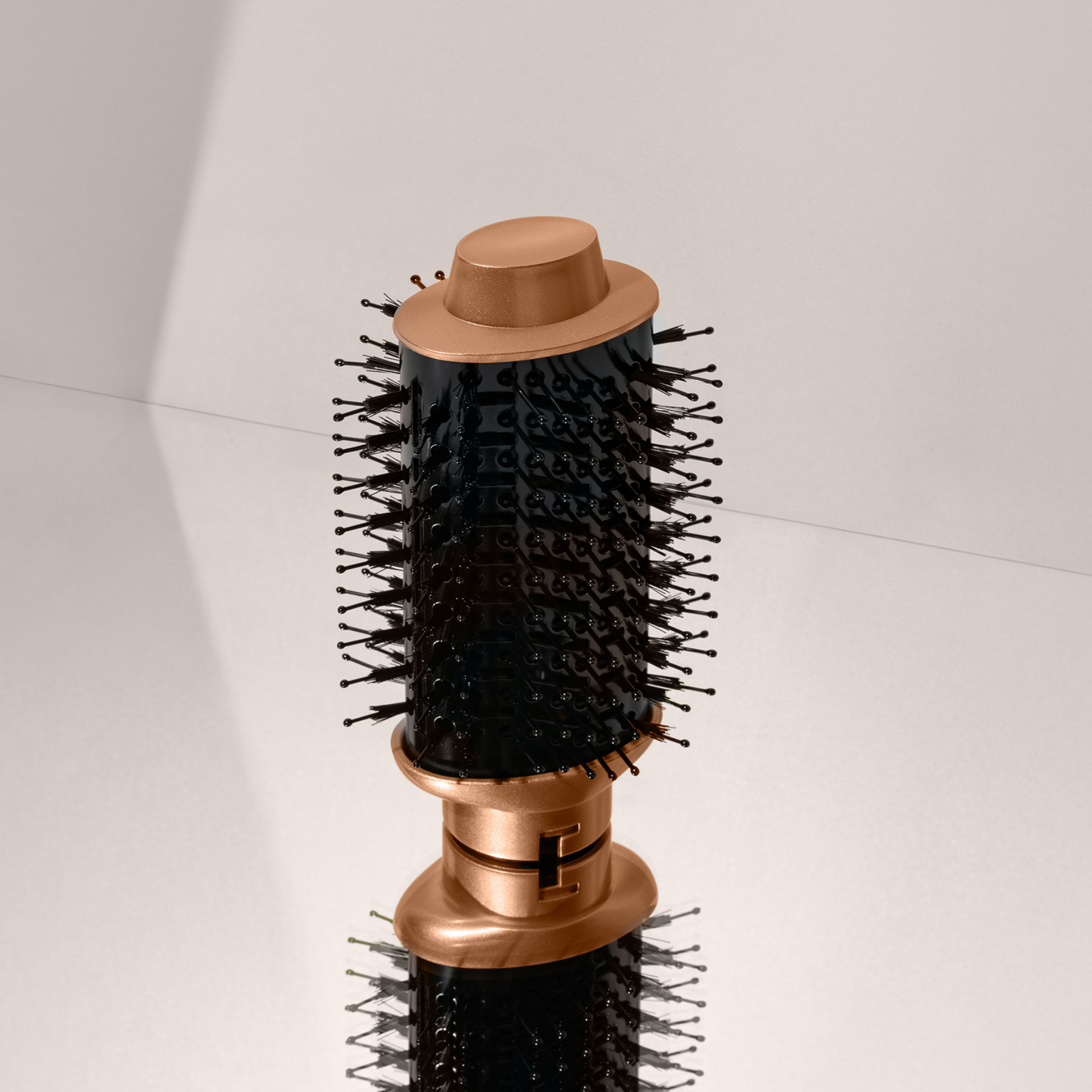 Whipl™ - Blowout Brush